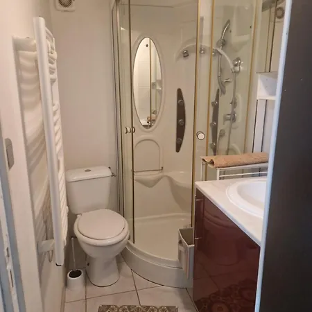 Dans Le Thouarsais ثوارس